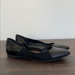 Aldo black leather flats